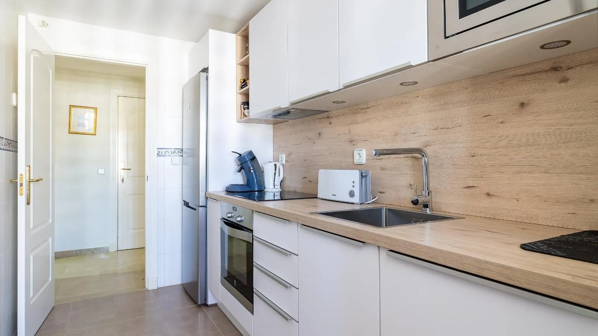 Διαμέρισμα 2066-Apt 2 Bedrooms On Beach, Tenis, Gym, Pool Manilva