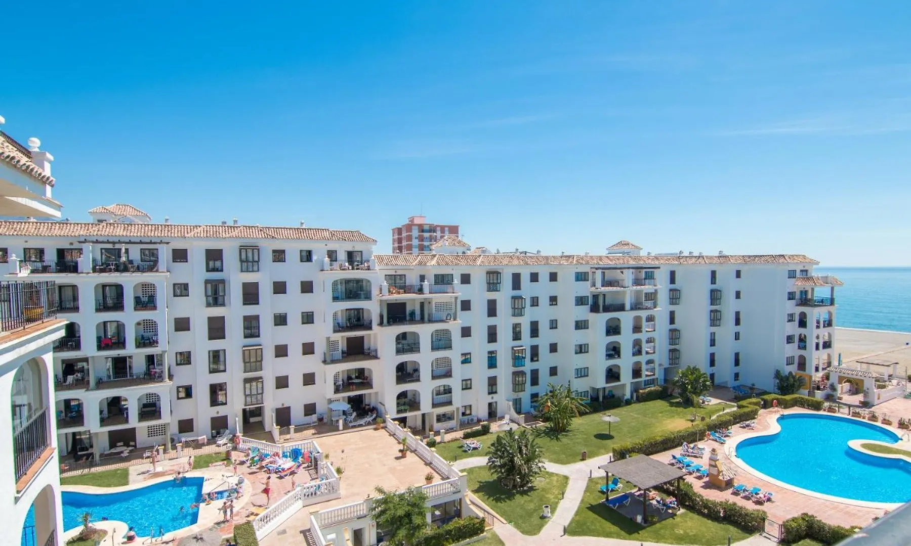 2066-Apt 2 Bedrooms On Beach, Tenis, Gym, Pool Manilva 0*,  Ισπανία